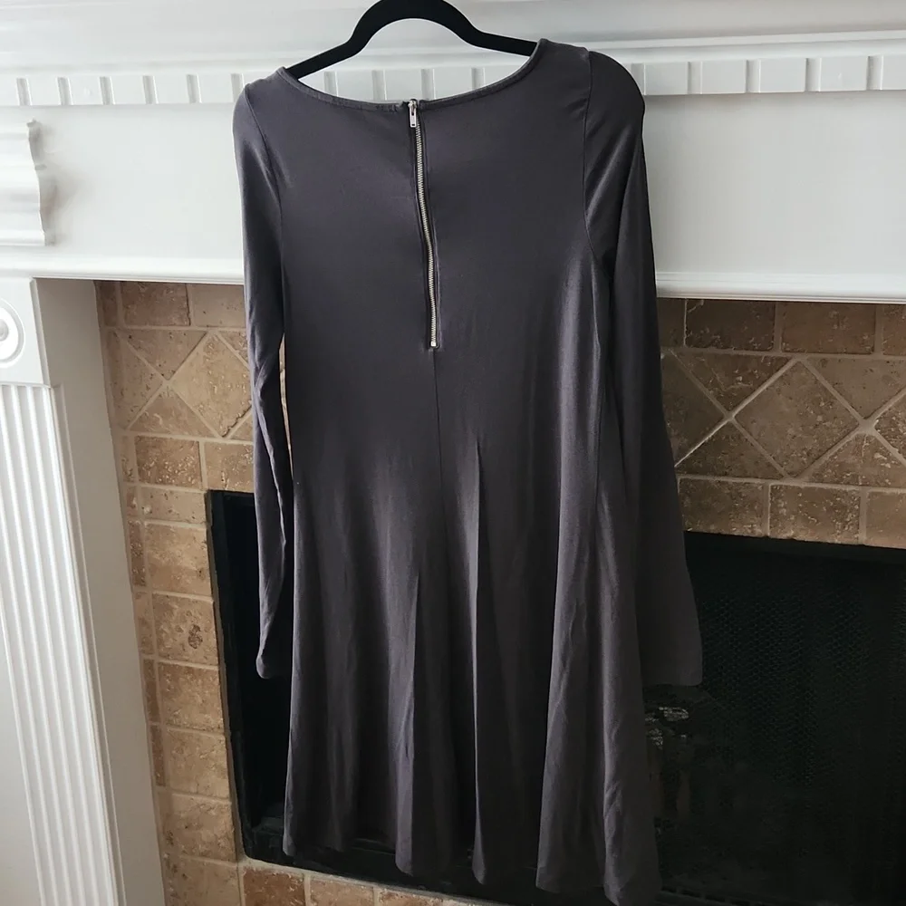 Express Dress - Picture 3 of 7